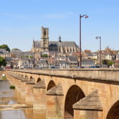 Ville de Nevers et Bords de Loire