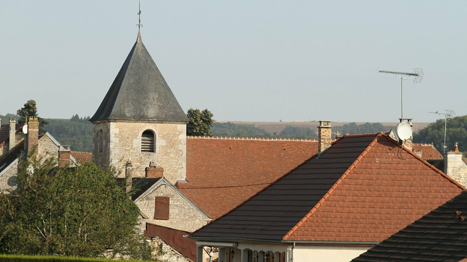 Eglise de la décollation de Saint-Jean-Baptiste de Chemilly Sur Serein