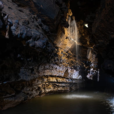 Grottes d'Azé