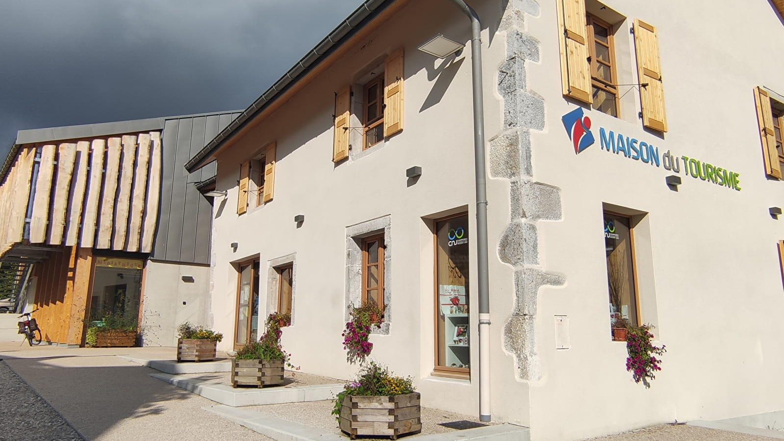 Maison du Tourisme Champagnole Nozeroy Jura - BIT de Foncine-le-Haut