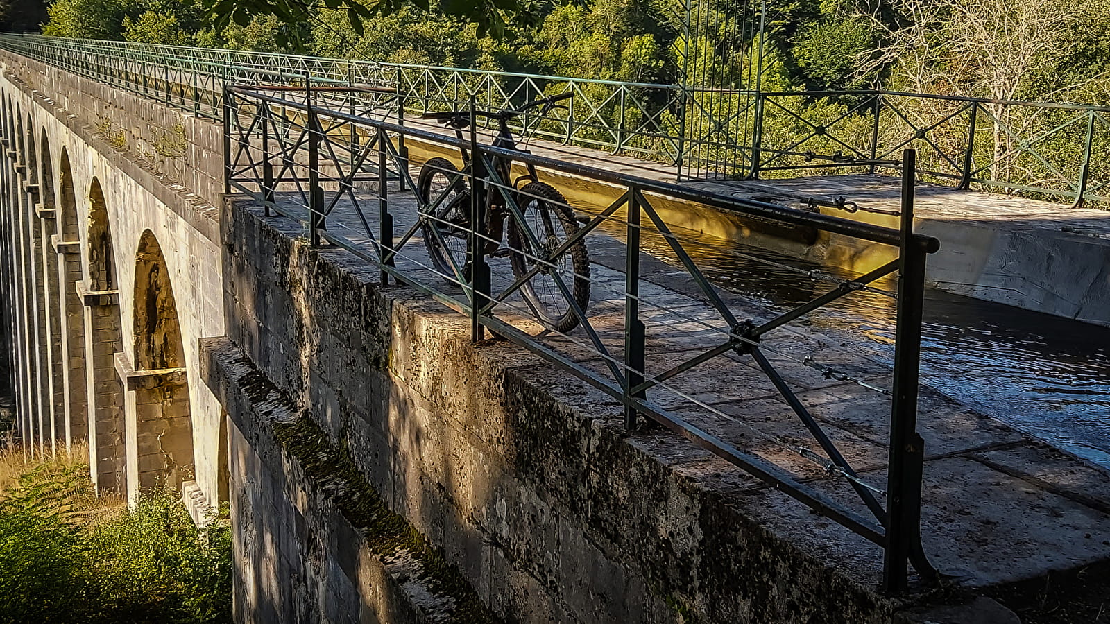 The Rigole d'Yonne - The aqueduct circuit