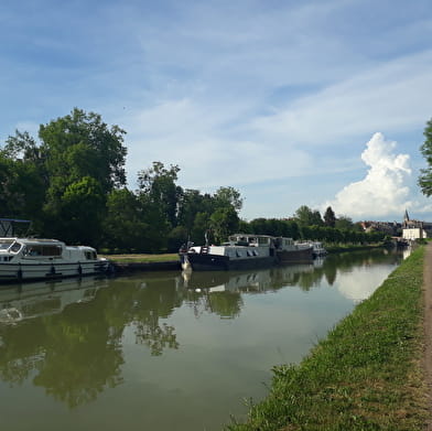 Historical tour of the Canal at Châtillon-en-Bazois 