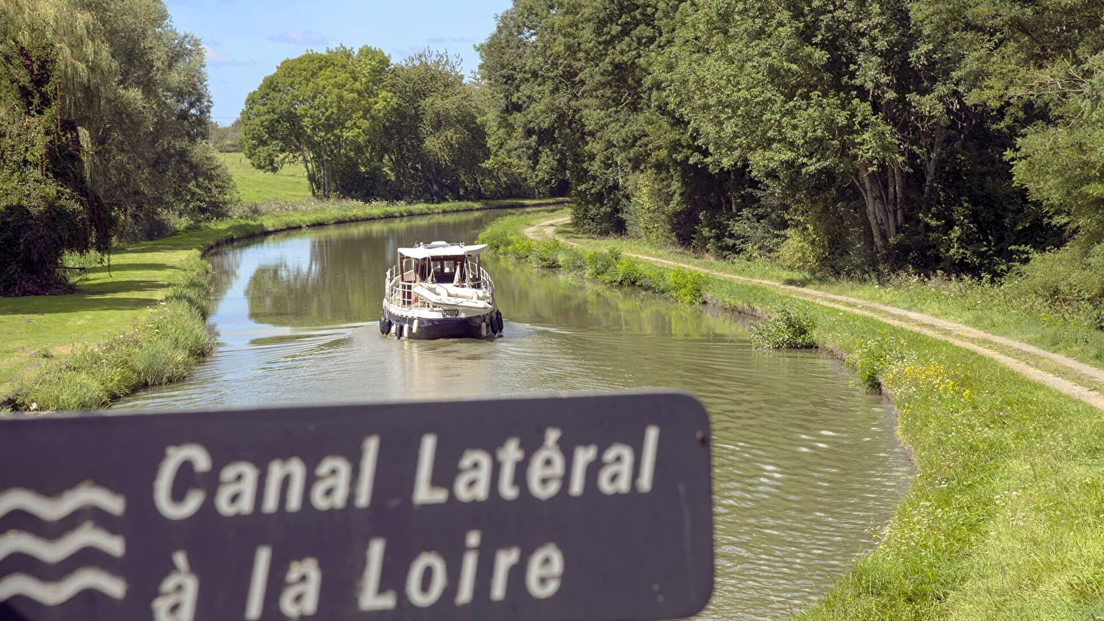 The Canal Latéral à la Loire
