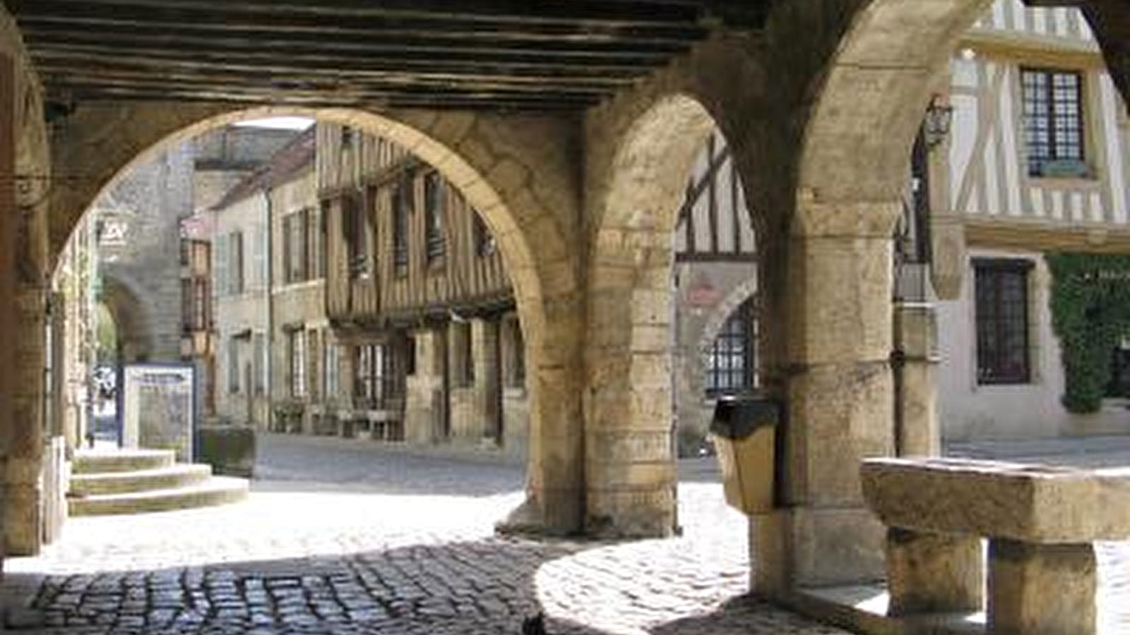 Village Médiéval de Noyers-sur-Serein